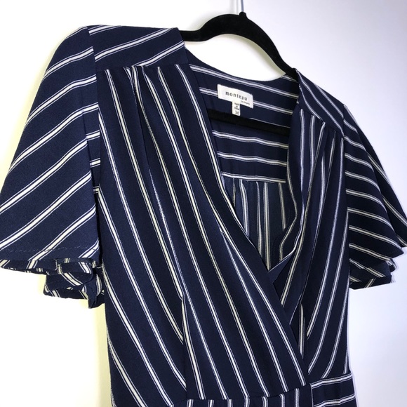 ✨2/$30✨ NAVY & WHITE STRIPED MIDI DRESS W TIE BACK - Picture 4 of 5